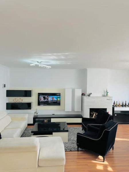 S's Apartament in Tirana, Tirana