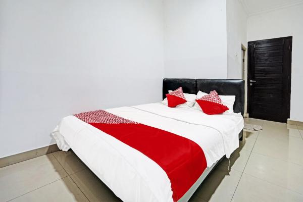 写真にはParit市にあるHotel O Kambang Iwak Area Near Kambang Iwak Park Formerly Keranggaが写っています。
