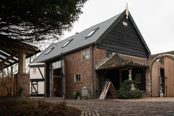 På billedet ses objektet Appartement De Dorsvloer op hof Buitenlust beliggende i byen Serooskerke.