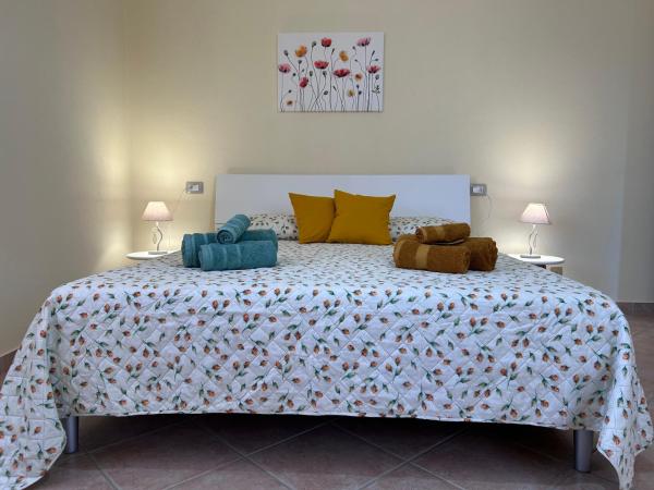 A la foto es mostra l'objecte Casa Lana situat a la ciutat de Càbras.