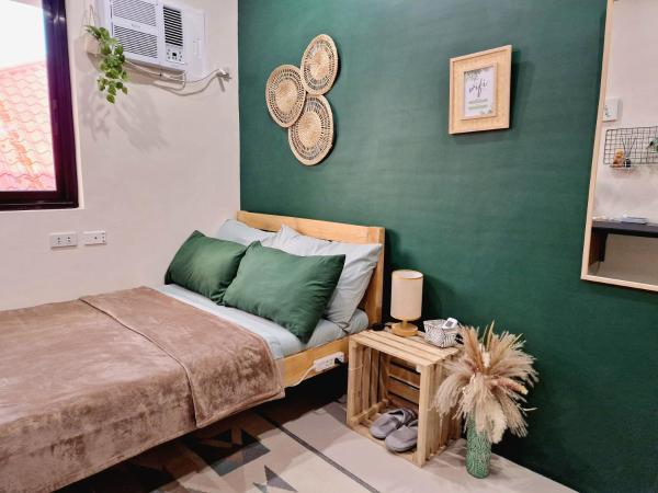 På billedet ses objektet Bahay ni Asik - Homestay near SM City beliggende i byen Sanghay.