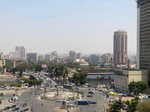 På billedet ses objektet Central luxurious apartment with amazing Nile view beliggende i byen Kairo.