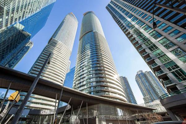 Kuvassa näkyy kohde Modern studio High Floor ,CN Tower, ScotiaArena, joka sijaitsee kaupungissa Toronto.