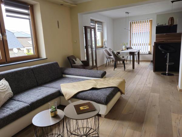 A la foto es mostra l'objecte Ferienwohnung Anderl situat a la ciutat de Wörnharts.