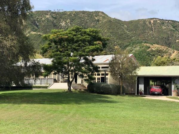 照片显示了位于Tata Beach市的The Woolshed Estate at Tata Beach物件。