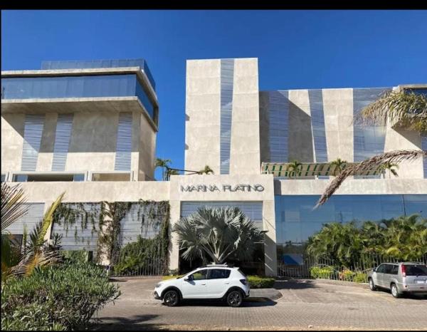 A la foto es mostra l'objecte Departamento de Lujo en la Marina situat a la ciutat de Mazatlán.