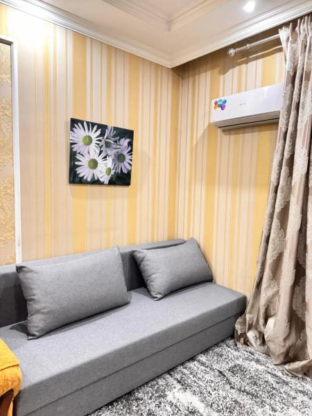 Single in the roomの写真2