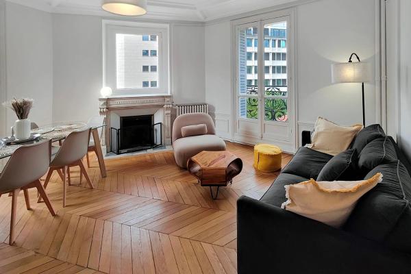Amazing Refurbished Flat In Paris V - París