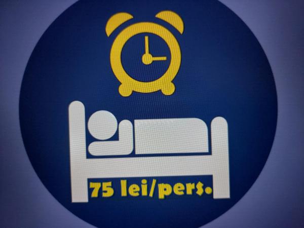 Na zdjęciu widoczny jest obiekt DOBRA GAZDA - transit sleep położony w mieście Petriş.
