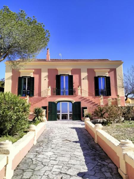 A la foto es mostra l'objecte Villa Sine Tempore Fumarola situat a la ciutat de Matera.