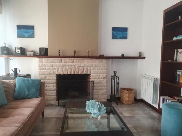 Auf dem Foto ist das Objekt Chalet en La Perla in der Stadt Camet zu sehen.