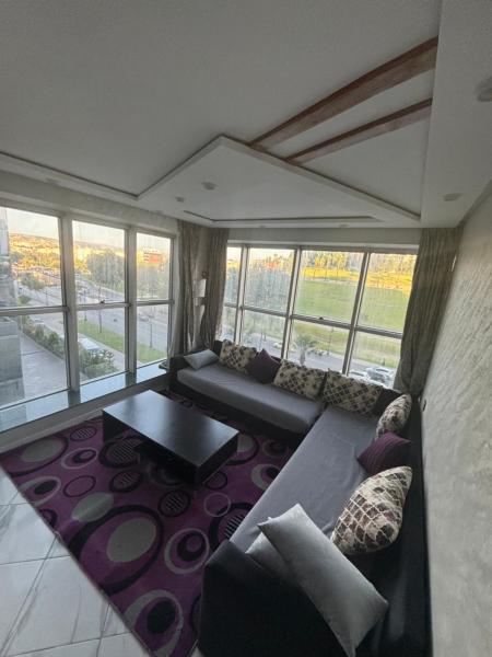 写真にはSouani市にあるApartamento el solが写っています。