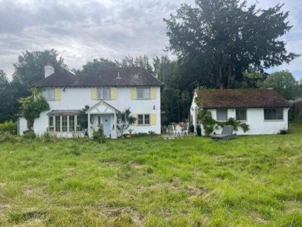 Nella foto è visibile l'oggetto Thimble Cottage situato nella città di Little Marlow.