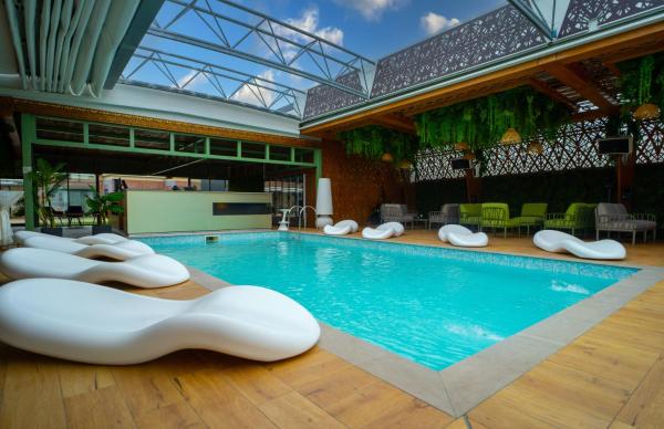 A la foto es mostra l'objecte Rodizio Hill Resort situat a la ciutat de Sărădiş.