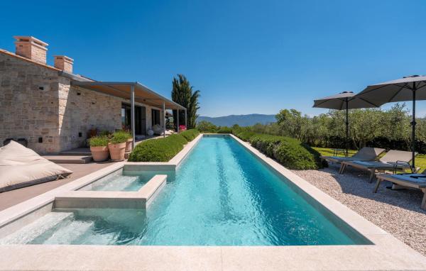A la foto es mostra l'objecte Villa Poimon situat a la ciutat de Pićan.