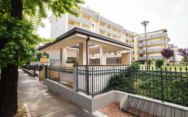 Hq Aparthotel Milano Inn - Smart Suites - Cinisello Balsamo