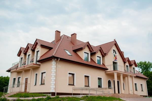 Auf dem Foto ist das Objekt Bukowa Przystań Barlinek in der Stadt Zamęcin zu sehen.