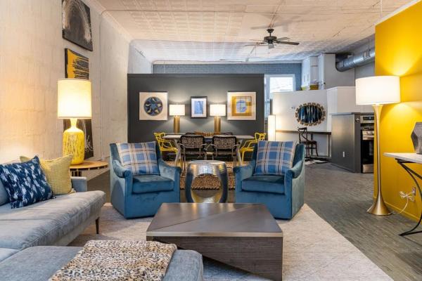 Elegant Edgy Loft, Asheville