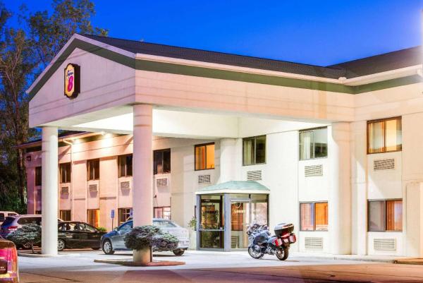 Photo 2 : Super 8 by Wyndham Port Clinton