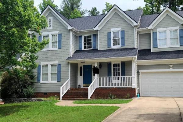 Na zdjęciu widoczny jest obiekt Sweet Home in the heart of Cary Close to NCSU UNC DUKE położony w mieście Cary.