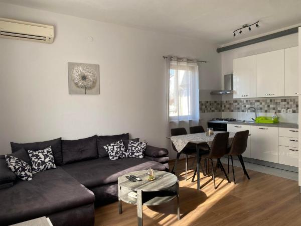 Apartman Eduardo - Pula