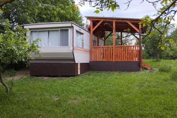 På billedet ses objektet Mobilheim Dědova zahrada beliggende i byen Vevčice.