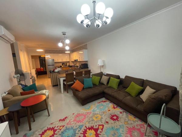 A la foto es mostra l'objecte Gaia Luxury chalet situat a la ciutat de Dawwār Abū Maḩrūs.