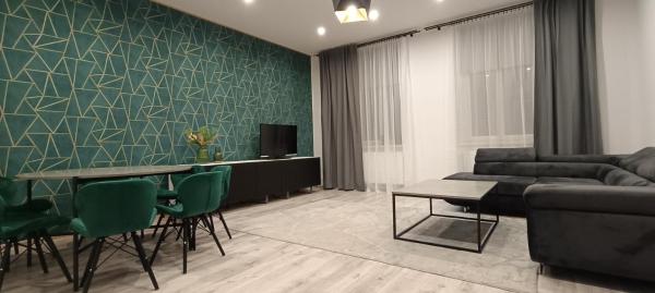 På billedet ses objektet CITY VIEW Saperów - parter, przy centrum beliggende i byen Pszenno.