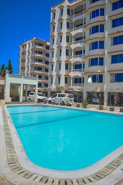 Cozy 3BR Seaview Pentahouse in Nyali, Mombasa