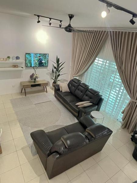 A la foto es mostra l'objecte Zara Cozy Homestay situat a la ciutat de Seri Iskandar.