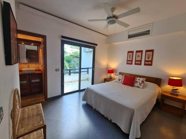 Foto 6: Oceanfront, big and cozy apt in Aligio