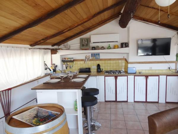 A la foto es mostra l'objecte Agreable maison anduzienne au coeur du village situat a la ciutat de Anduze.