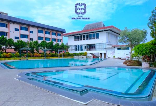 A la foto es mostra l'objecte Bandung Permai Hotel Jember situat a la ciutat de Jember.