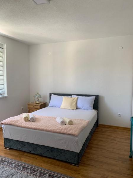 En la foto se muestra el objeto Apartmani CENTAR ubicado en la ciudad de Jajce.
