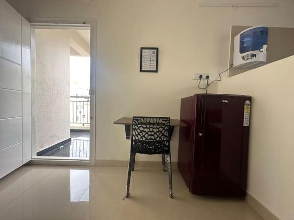 Compact Studio In Haralur Near Hsr 2nd Floor 201 - Bangalore