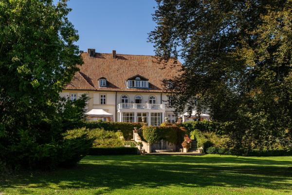 A la foto es mostra l'objecte Ferien und Pferdehof Gut Klein Nienhagen situat a la ciutat de Alt Karin.