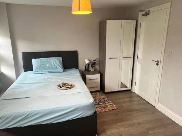 A la foto es mostra l'objecte Cozy House in Heart of Ipswich situat a la ciutat de Sproughton.