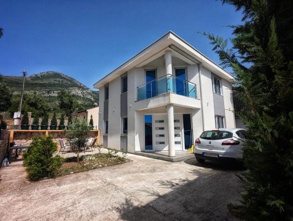 Nella foto è visibile l'oggetto Villa Seventh Heaven situato nella città di Sutomore.