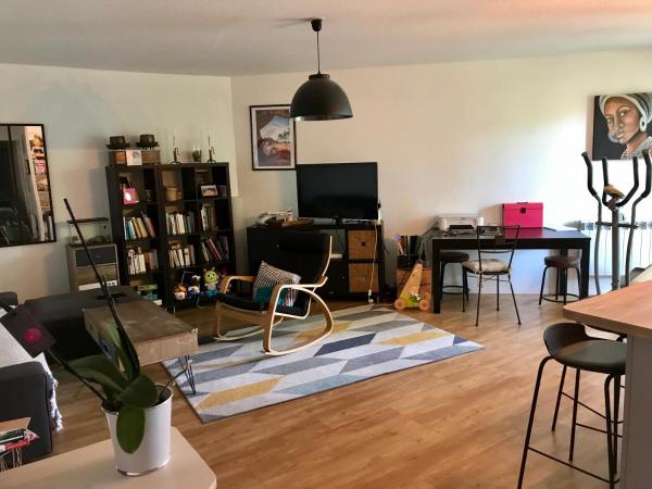 Na fotografii je vidět objekt Appartement T3 73m2 proche Bordeaux centre et aeroport nacházející se ve městě Mérignac.