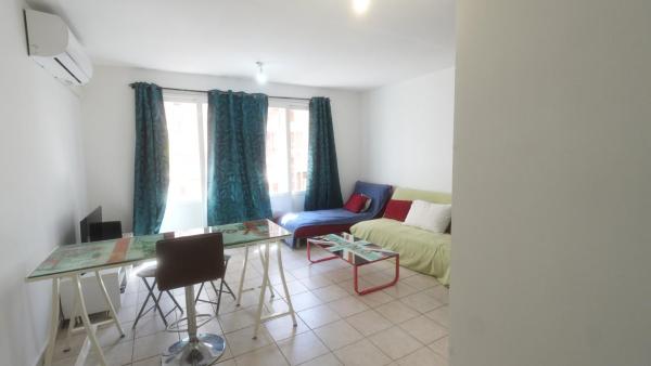 Na zdjęciu widoczny jest obiekt T3 hauts vallons położony w mieście Mamoudzou.