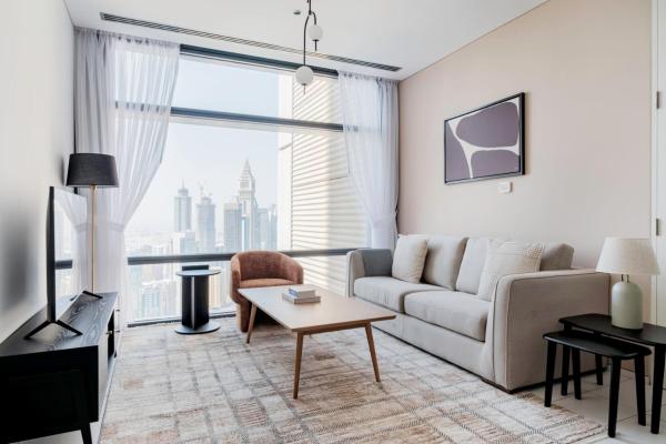 A la foto es mostra l'objecte Blueground DIFC indoor pool gym lounge DXB-1522 situat a la ciutat de Dubai.