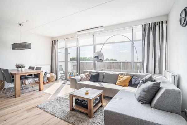 Na fotografii je vidět objekt Modern appartement met gratis fietsen nacházející se ve městě Breda.
