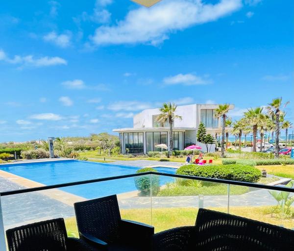A la foto es mostra l'objecte Appartement de 150 m2 en front de mer avec 6 piscines situat a la ciutat de Casablanca.