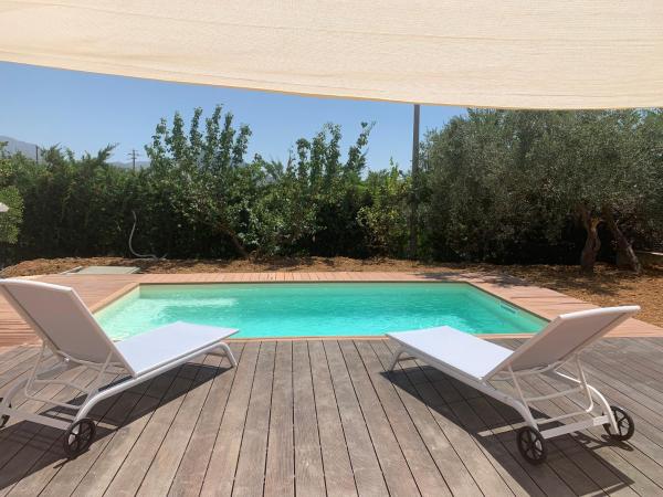 A la foto es mostra l'objecte Villa del Pietrone situat a la ciutat de Giardinello.