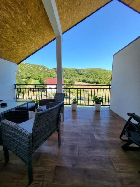 A la foto es mostra l'objecte Zrmanja Riverside Oasis situat a la ciutat de Bilišane.