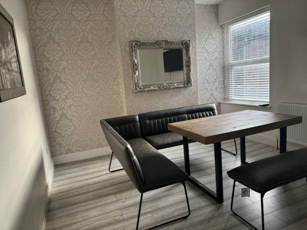 Photo 1 : Duplex in Central Liverpool Apartment