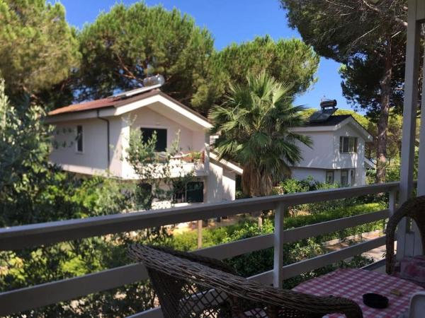 Na fotografii je vidět objekt Beach apartment Lura 1 3plus1 nacházející se ve městě Durrës.