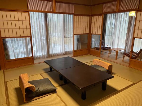 Quarto Triplo com Casa de Banho Privativa — 32 m² - 金沢湯涌温泉湯の出