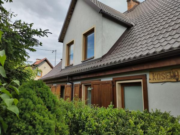 Nella foto è visibile l'oggetto Dom Gościnny Pod Dębem situato nella città di Probark.