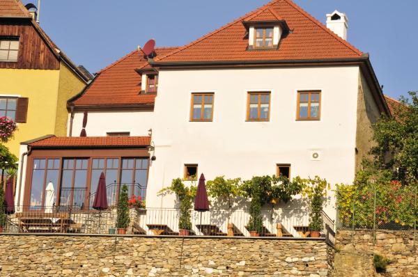Auf dem Foto ist das Objekt Gästehaus Turm Wachau in der Stadt Bacharnsdorf zu sehen.